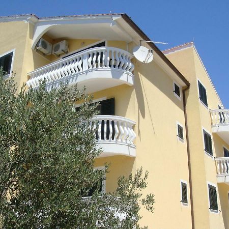 Apartments Martina Vodice Buitenkant foto