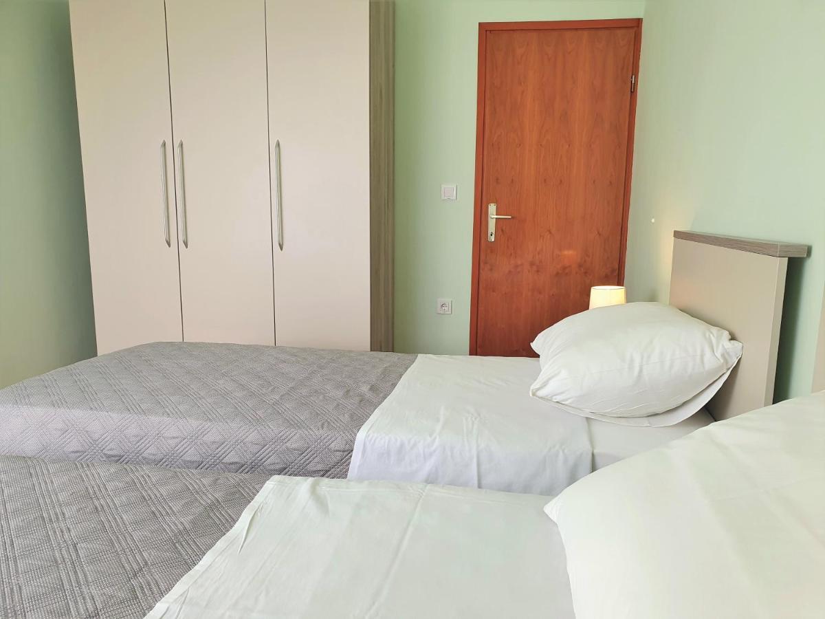 Apartments Martina Vodice Buitenkant foto